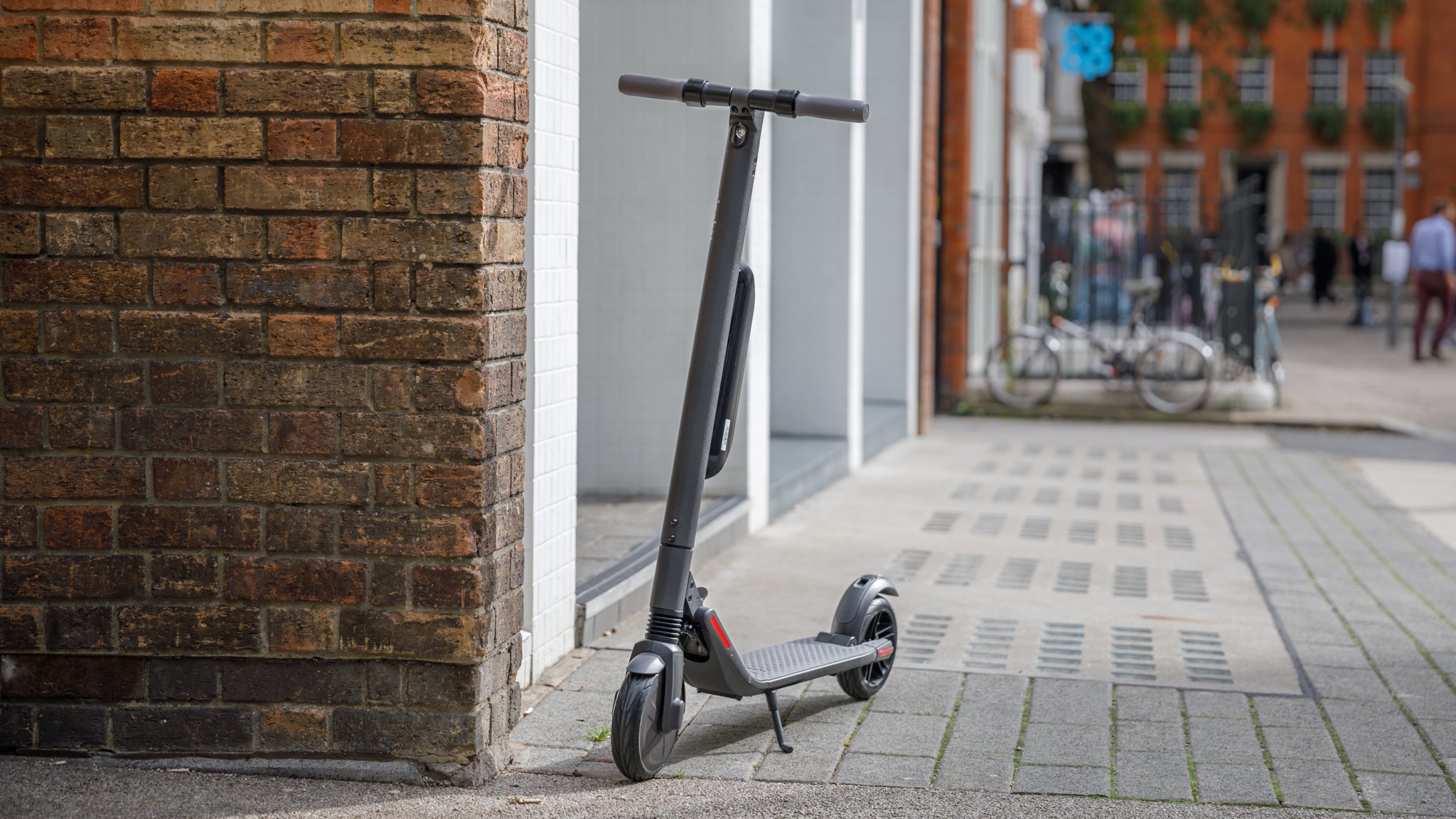 Jardines Hacer un muñeco de nieve Inducir Ninebot Segway ES4 electric scooter review: Worth the weight? | Expert  Reviews