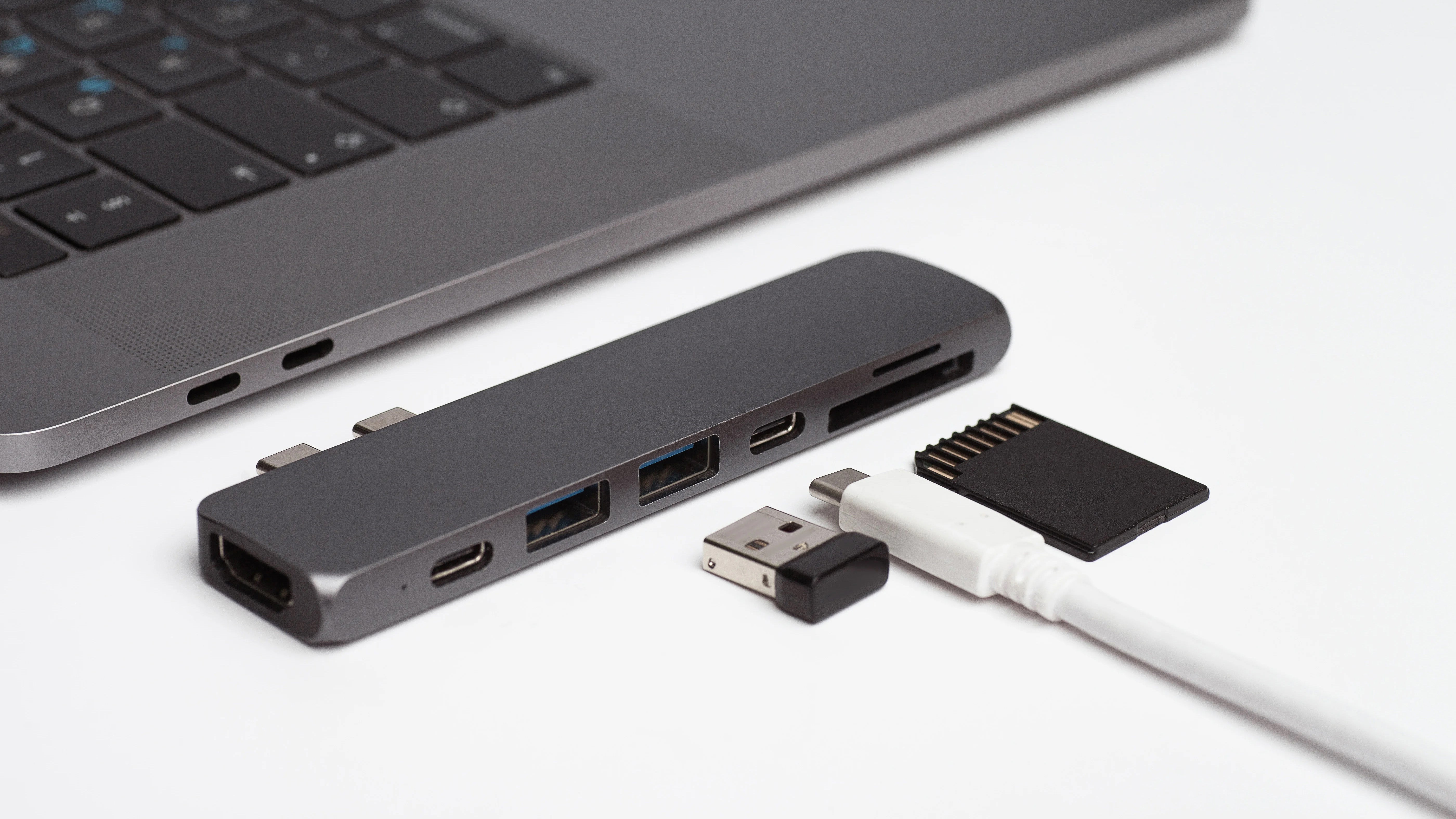 Kinematik Reproducere bag Best USB hub 2023: Improve your laptop's connectivity for less | Expert  Reviews