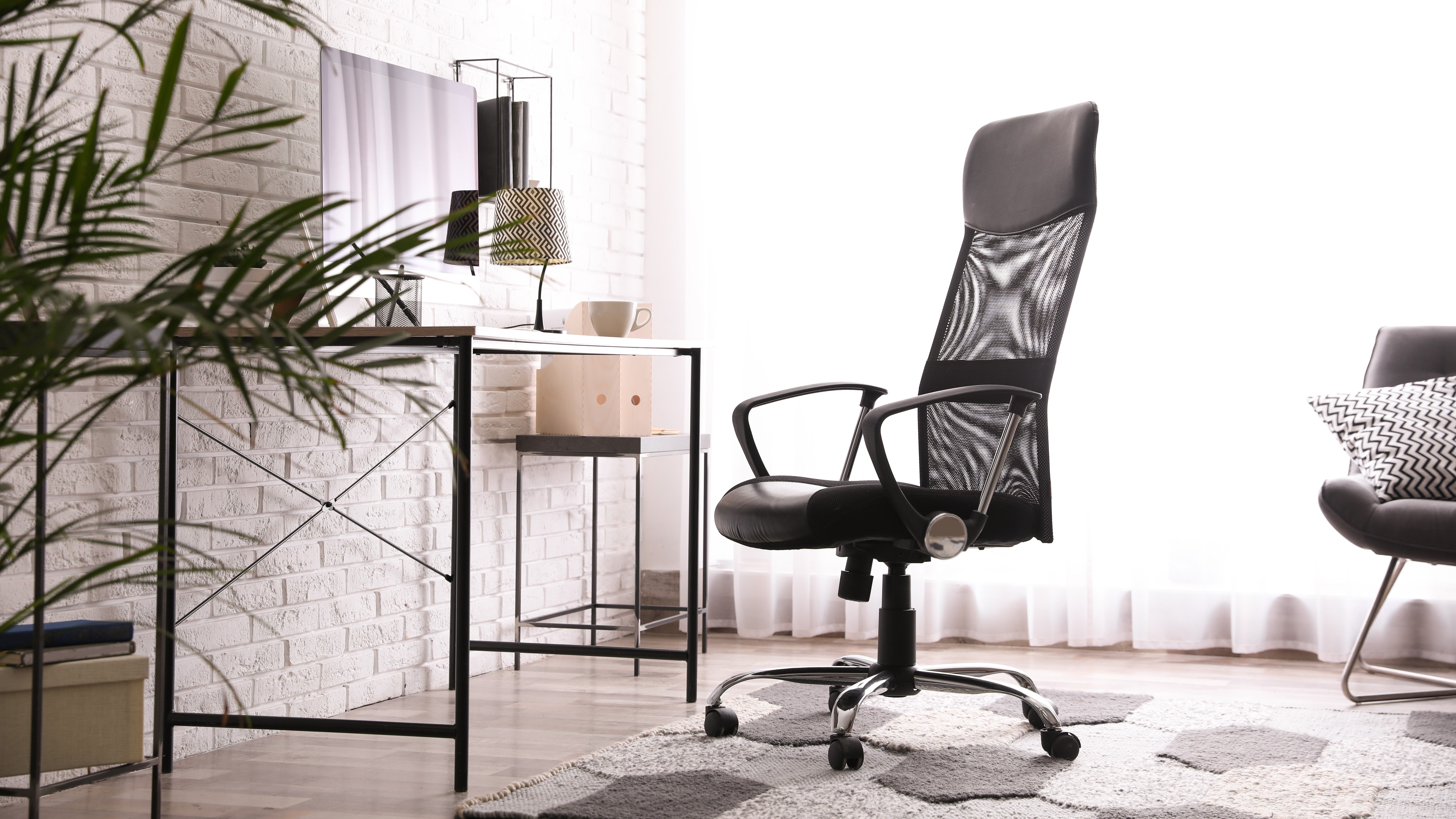 Best office chair 2023: The best chairs for comfortable homeworking |  Expert Reviews