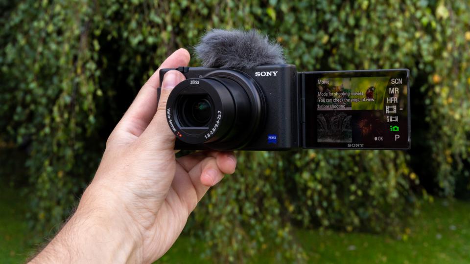Best vlogging camera 2023: The best to buy for YouTube, Instagram, Twitch and TikTok | Expert Reviews